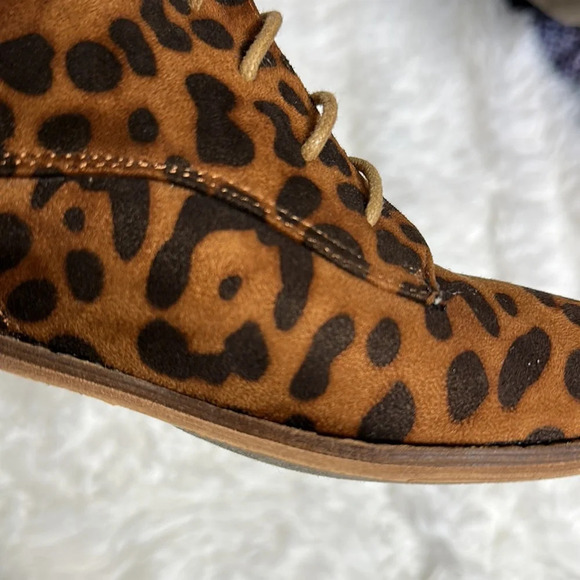 Beast Fashion Leopard Booties - Picture 6 of 8